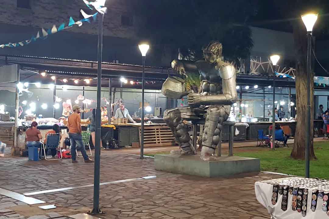 <p>Los "Viernes Culturales" llenan de arte y tradición el Paseo Bosetti</p>